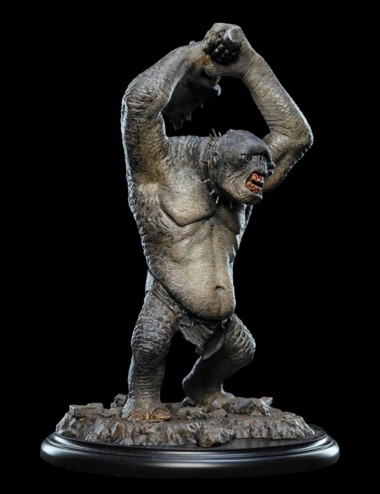 Cave troll as a statue for the living room – The horror from Moria!