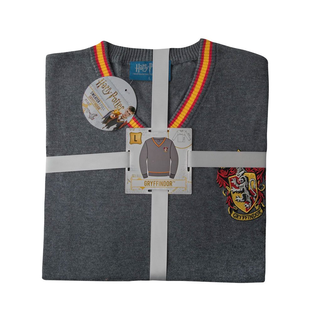 Gryffindor knitted sweater – magically warm with house pride