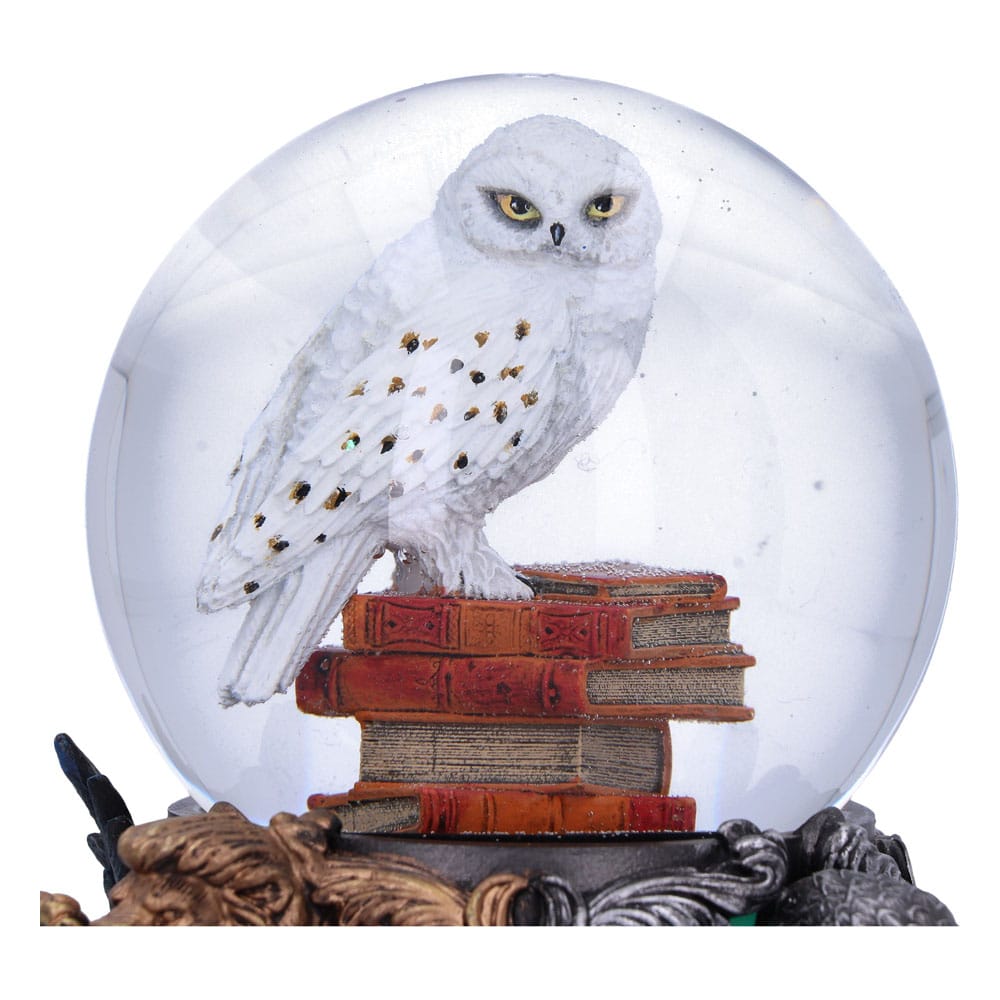 Hedwig Snow Globe – Magical winter charm for your living room