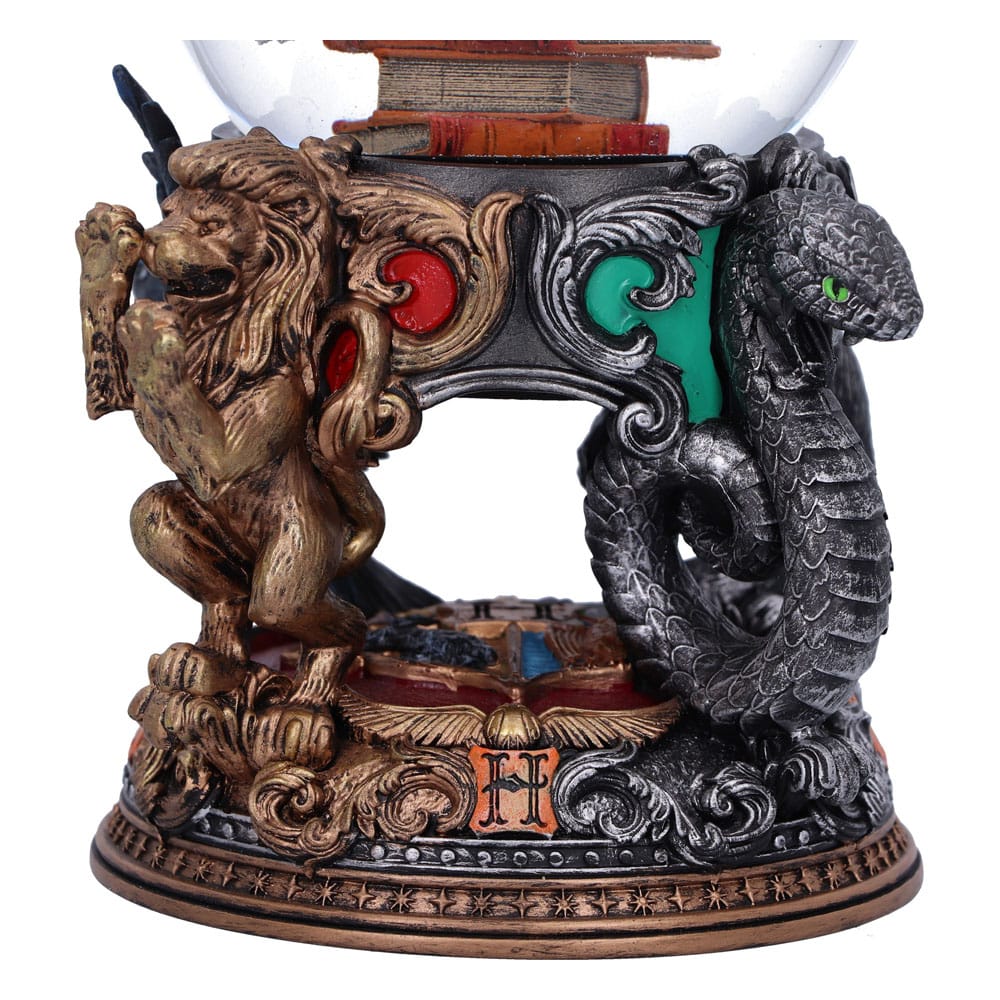 Hedwig Snow Globe – Magical winter charm for your living room