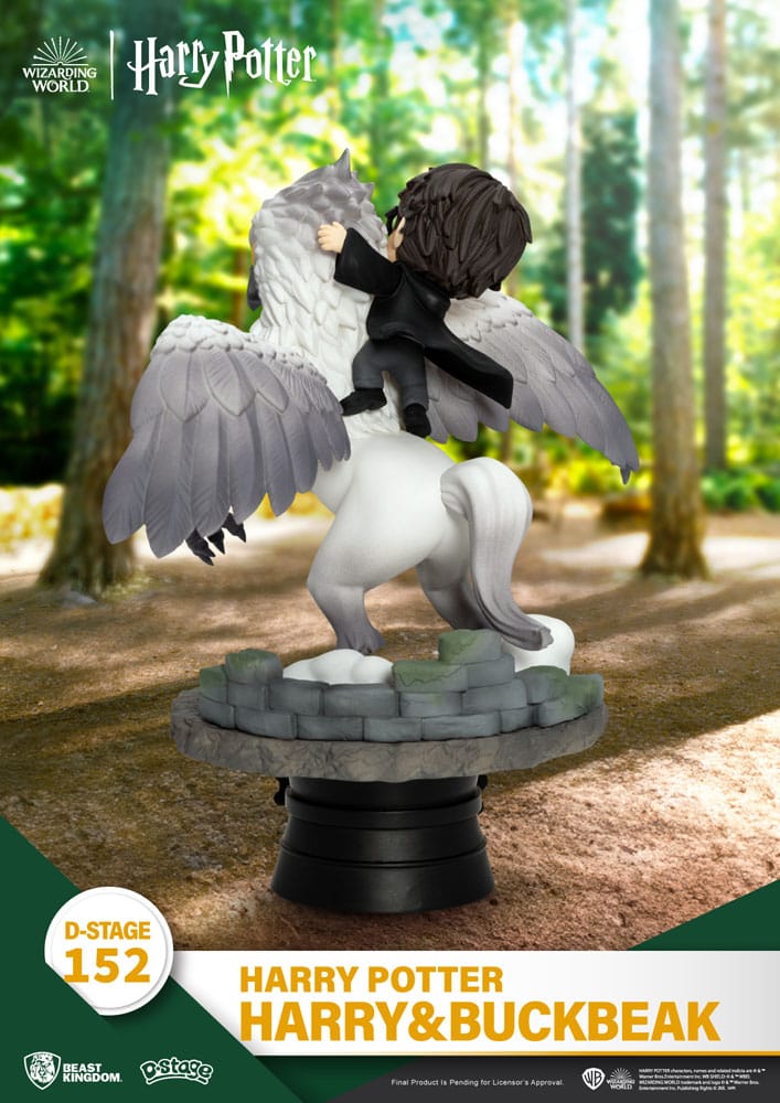 Diorama with heart and hippogriff – Harry & Buckbeak in action!