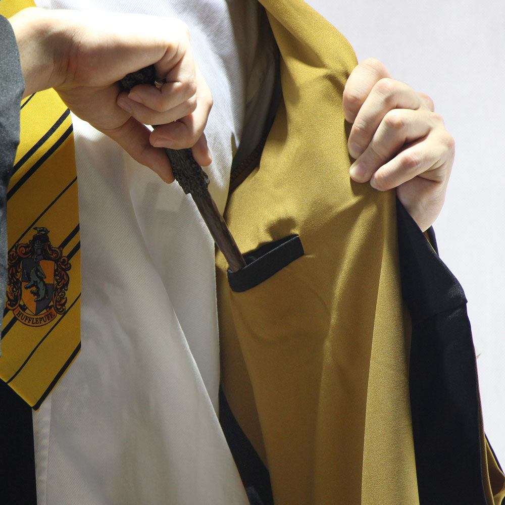 Hufflepuff Wizarding Robe – Loyalty with Style