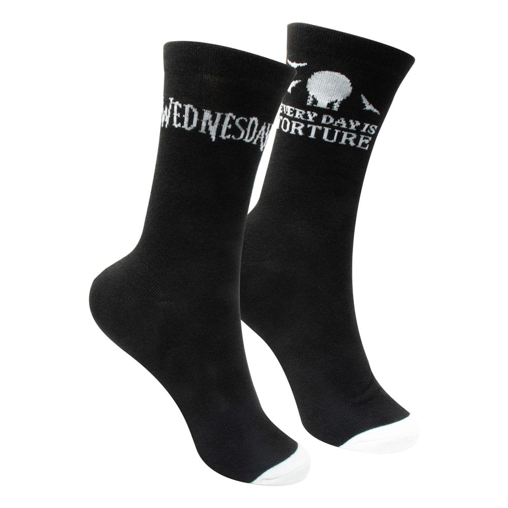 Wednesday Tassen- und Socken-Set – Mystisch und Kuschlig