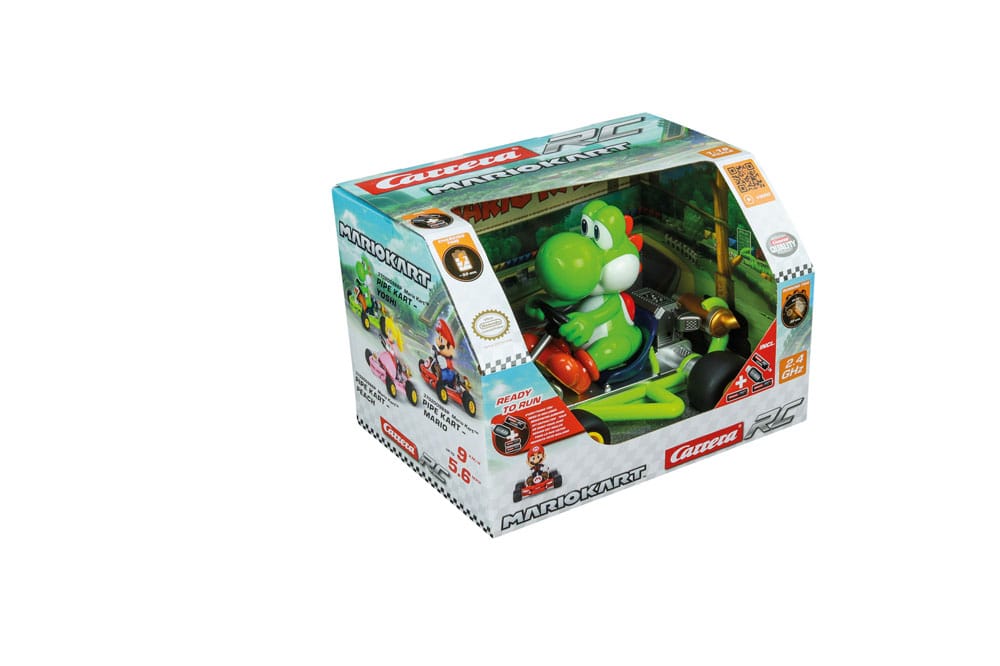 Remote-controlled Yoshi Pipe Kart RC with racing fun in the living room ๐
