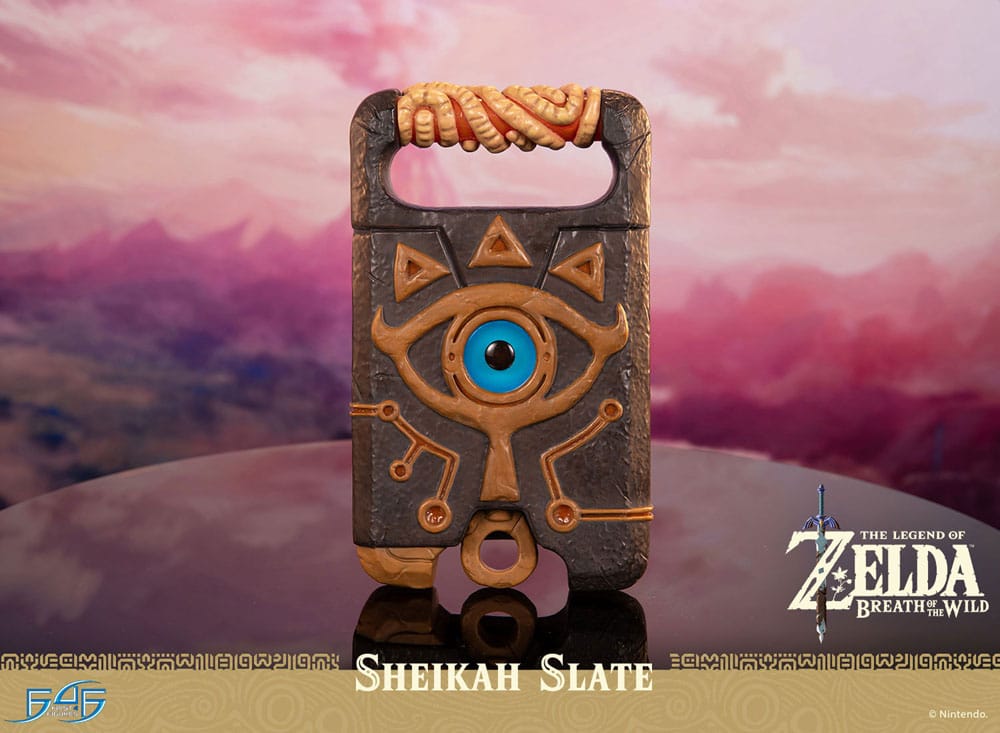 Life-size Sheikah Tablet - Statue from The Legend of Zelda (limited)