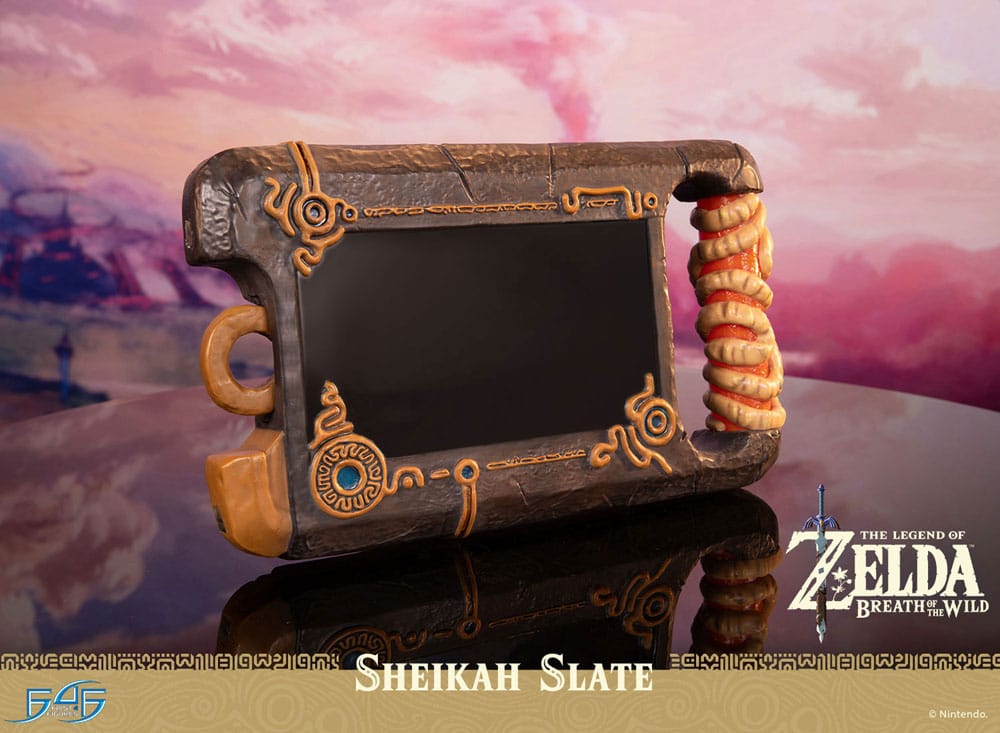 Life-size Sheikah Tablet - Statue from The Legend of Zelda (limited)