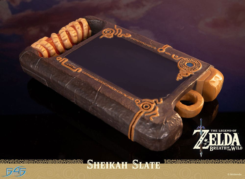 Life-size Sheikah Tablet - Statue from The Legend of Zelda (limited)