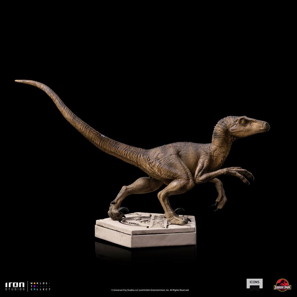 Jurassic Park Velociraptor Deceptively Real Statue – Detailed & Epic