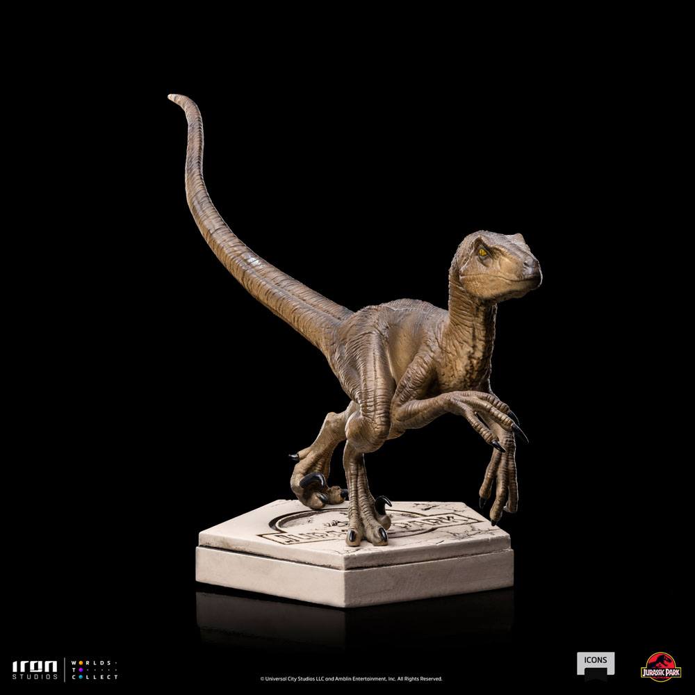 Jurassic Park Velociraptor Deceptively Real Statue – Detailed & Epic