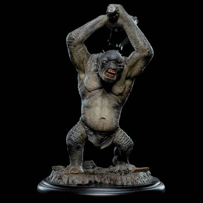 Cave troll as a statue for the living room – The horror from Moria!