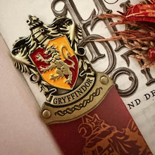 Harry Potter Gryffindor Lesezeichen – Metallwappen & PVC