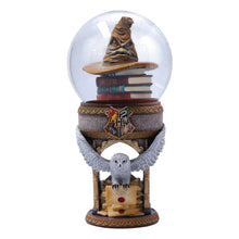Hogwarts snow globe for the living room – magic to shake