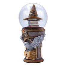 Hogwarts snow globe for the living room – magic to shake