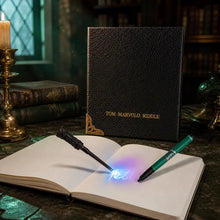 Harry Potter – Dziennik Toma Riddle’a z różdżką i lampą UV