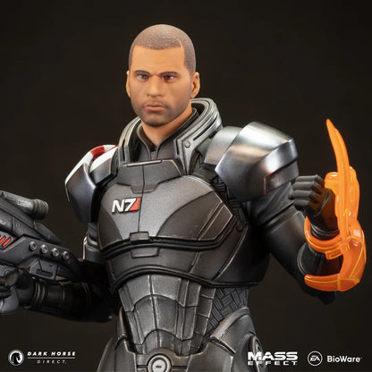 Mass Effect Commander Shepard PVC Statue 23 cm – mit N7-Helm