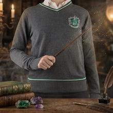 Slytherin Strickpullover – Magischer Stil für Ehrgeizige