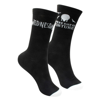 Wednesday Tassen- und Socken-Set – Mystisch und Kuschlig