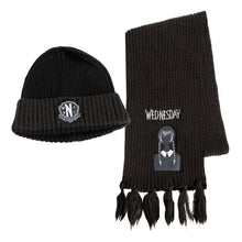 Schauriges Wednesday Beanie & Schal Set für Nevermore