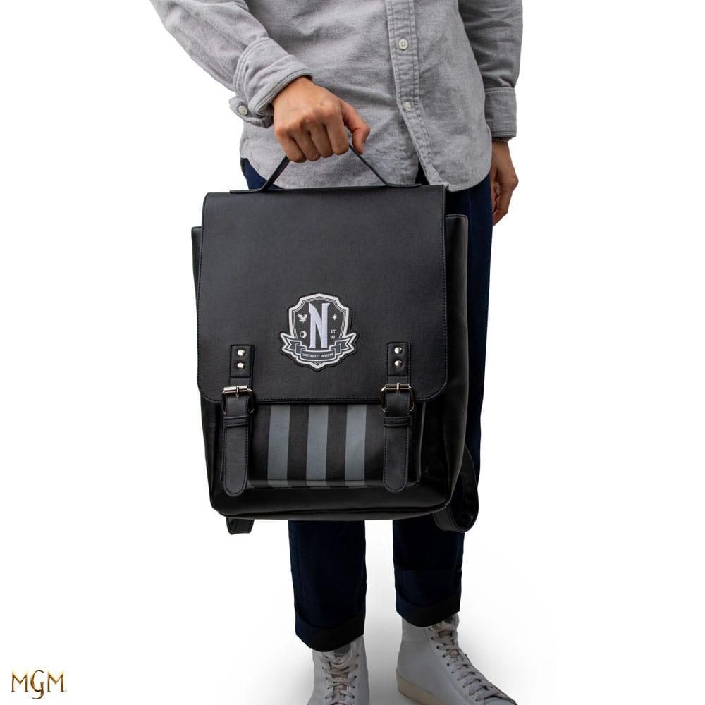 Wednesday Rucksack: Mystische Eleganz der Nevermore Academy