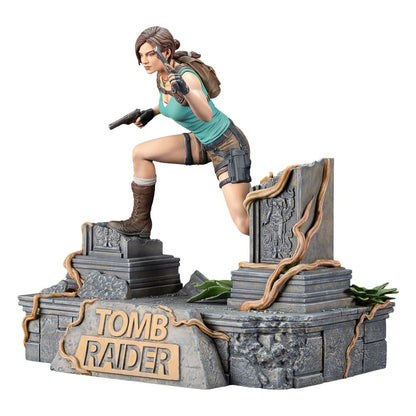 Tomb Raider Lara Croft PVC Statue 24 cm – mit Zubehör