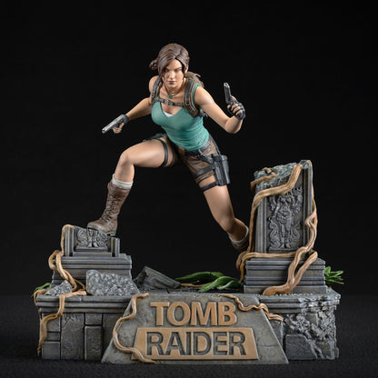 Tomb Raider Lara Croft PVC Statue 24 cm – mit Zubehör