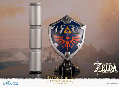 Links Hylia-Schild als Statue aus The Legend of Zelda