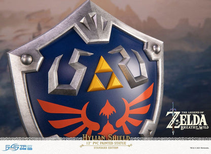 Links Hylia-Schild als Statue aus The Legend of Zelda
