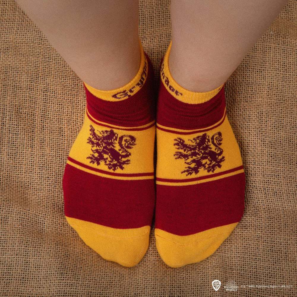 Zauberhafte Gryffindor Knöchelsocken – 3er Pack ❤✨