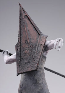 Silent Hill 2 Red Pyramid Thing Statue 26 cm (1:7) - Pyramid Head von OSHI WORKS