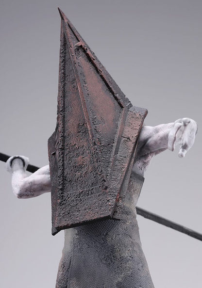 Silent Hill 2 Red Pyramid Thing Statue 26 cm (1:7) - Pyramid Head by OSHI WORKS